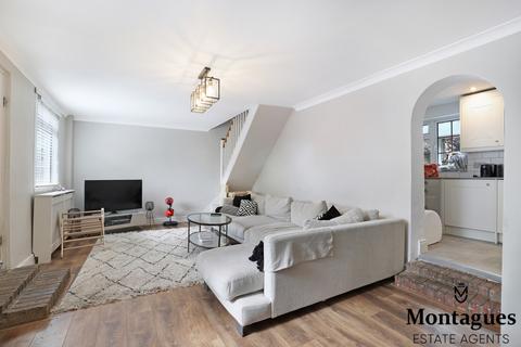 27 Sunnyside Road, Epping, CM16 4JW