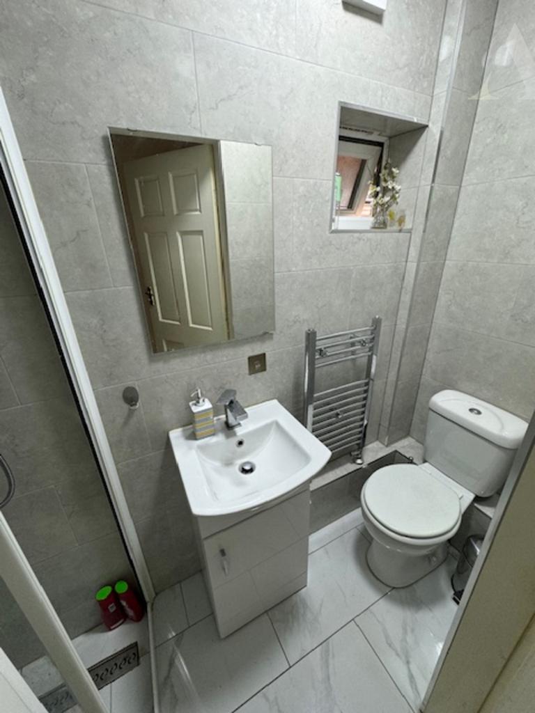 Chetwynd Shower Room
