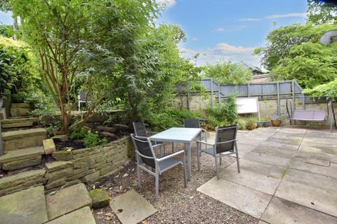 2 Abbey View, Kirkstall, Leeds, LS5 3DE