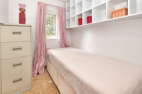 2 Abbey View, Kirkstall, Leeds, LS5 3DE