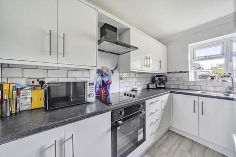 Flat 2, Castle Mews, 187 Andover Road, Ludgershall, Andover, SP11 9NG