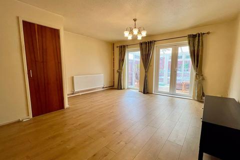 3 bedroom terraced house to rent, Willenhall, Willenhall WV13
