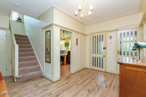 5 bedroom semi-detached house for sale, Welwyn Avenue, Southport PR8