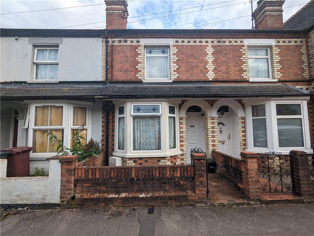 Coventry Road, Reading, Berkshire 2 bed terraced house for sale £300,000