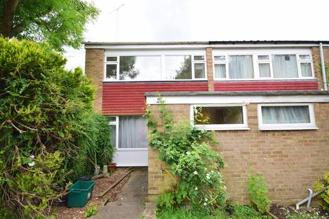 3 bedroom end of terrace house to rent, Friars Wood Forestdale CR0