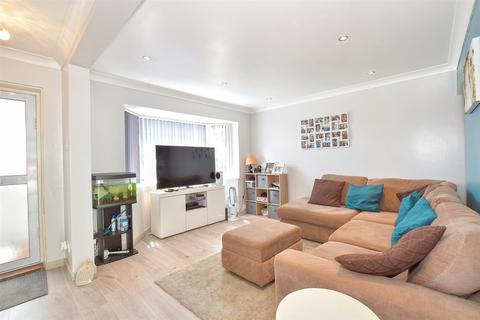 16 Hooks Lane, Havant, PO9 3DR