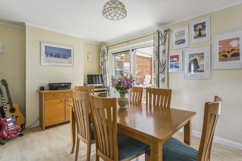 37 Barnhill Road, Marlow, SL7 3EY