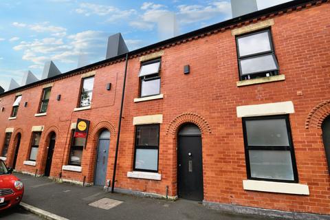 3 bedroom terraced house for sale, Alder Street, Salford, M6