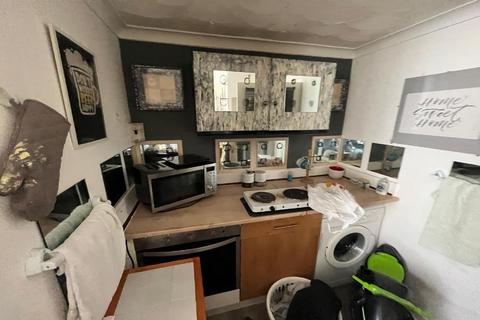 1 bedroom flat for sale, Howard Street, Flat 0-2, Paisley PA1