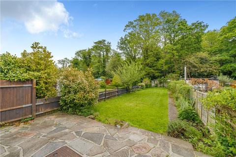 39 Altyre Way, Beckenham, BR3 3ED