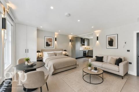 Studio to rent, Shaftesbury Avenue,  Soho, W1D 6ND