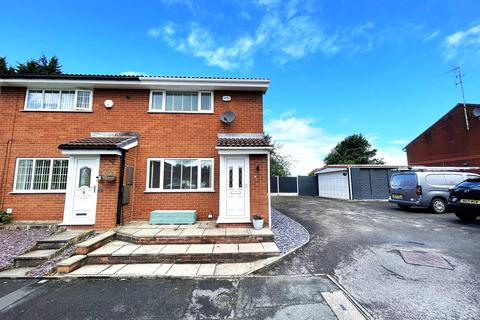 3 bedroom end of terrace house for sale, Hoxton Close, Bredbury