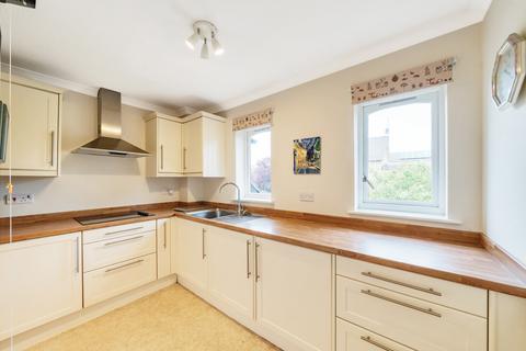 2 bedroom apartment for sale, Badgers Croft, Mortimer Common RG7