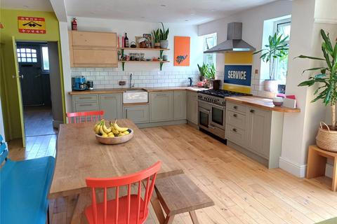 1 Uplands, Walditch, Bridport, DT6 4LE