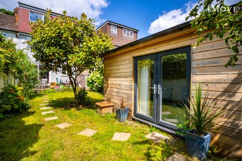 80 Hermitage Road, London, SE19 3JS