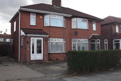 3 bedroom semi-detached house for sale, Honeypot Lane, Stanmore