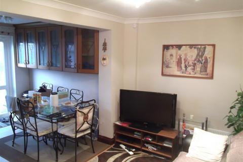 689 Honeypot Lane, Stanmore, HA7 1JE