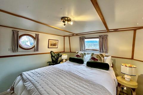 2 bedroom houseboat for sale, Ferry Quay, Woodbridge IP12