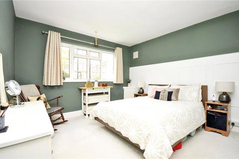 2 bedroom apartment for sale, Dainton Close, Bromley, Kent