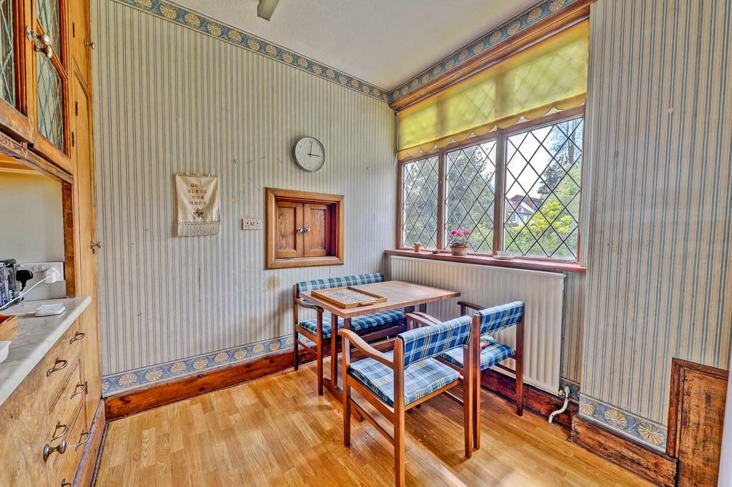 22 Eastcote Road (7) 1