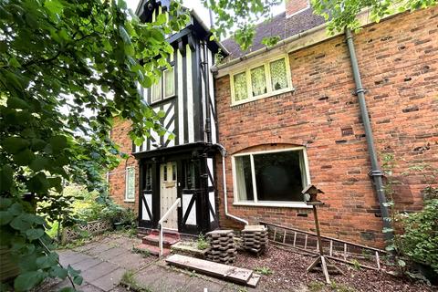 3 bedroom end of terrace house for sale, Laburnum Road, Bournville, Birmingham, B30