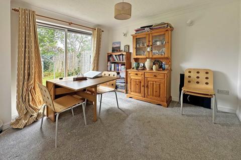 3 Lime Grove, Exminster, Exeter, EX6 8TB