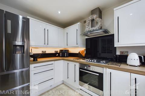 10 Alderford Drive, Balby, Doncaster, DN4 8TH