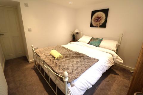 1 bedroom flat to rent, Norfolk Street, Derbyshire SK13