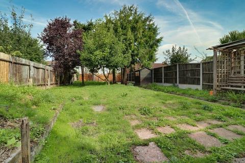 25 Boscombe Road, Southend-on-sea, SS2 5JE