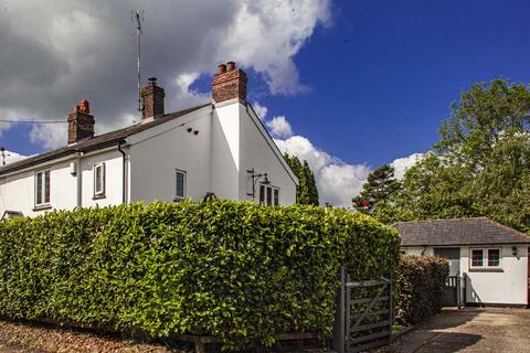 3 The Triangle, Upper Basildon, Reading, RG8 8LX