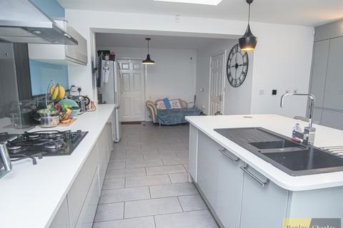 7 The Grange, Birmingham, B20 1BH