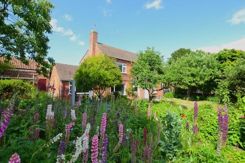 4 bedroom detached house for sale, High Street, Great Gonerby