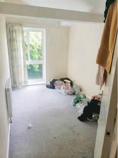 1 bedroom in a flat share to rent, Southfield Road, Westbury-on-Trym BS9