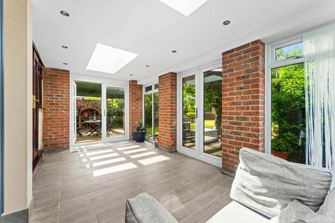 19 Northway, Wallington, SM6 8DH