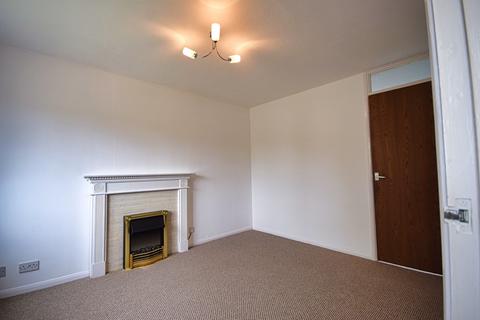 2 bedroom terraced house to rent, Crimscote Close, Monkspath B90