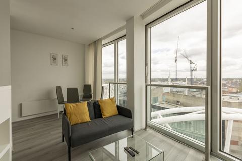 Studio to rent, Rotunda, New Street, Birmingham, B2