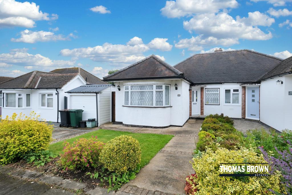 Oregon Square, Orpington 3 bed semidetached bungalow for sale £545,000