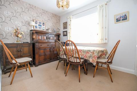 48 Oregon Square, Orpington, BR6 8BG