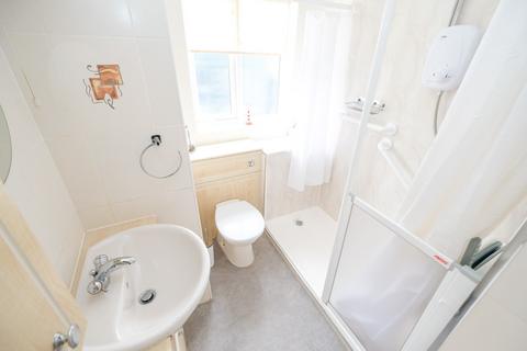 48 Oregon Square, Orpington, BR6 8BG