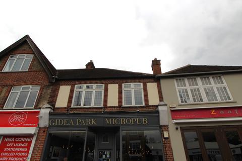 2 bedroom maisonette to rent, Main Road, Romford, Essex, RM2