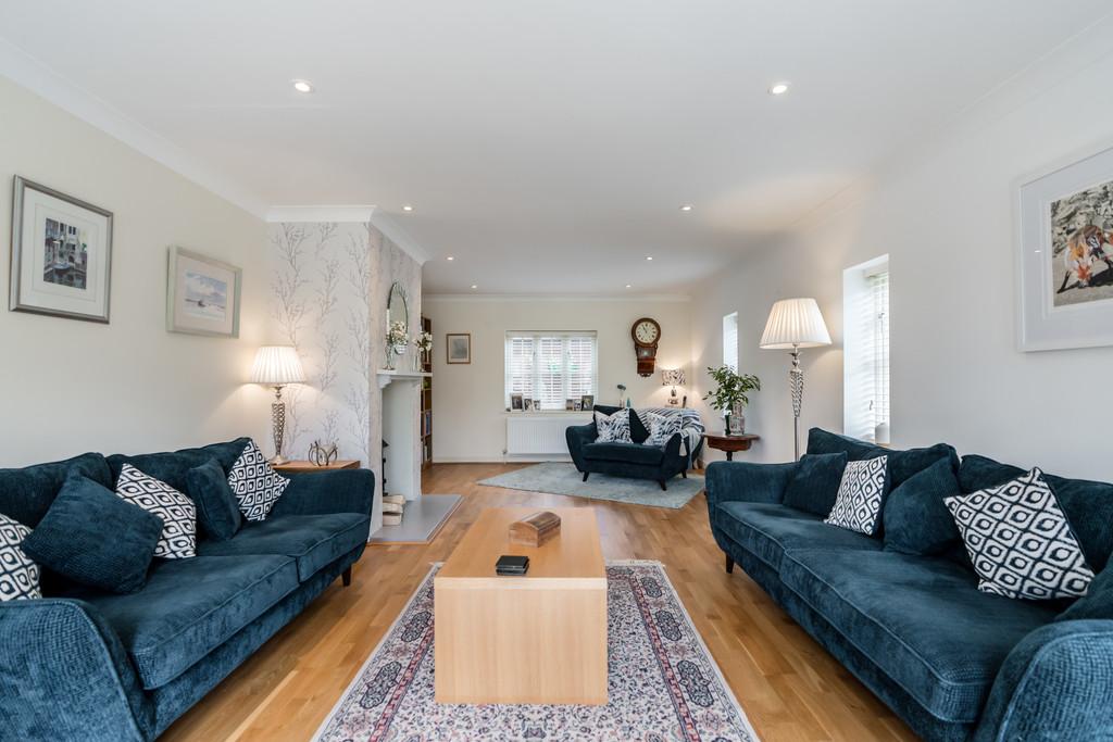 Edgefield 3 bed detached house for sale £645,000
