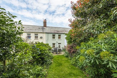 3 bedroom cottage for sale, Winterton-on-sea