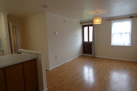 1 bedroom ground floor flat to rent, Meadow Brook Close, Madeley
