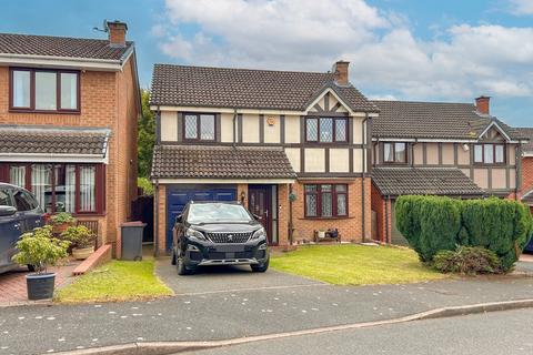 4 bedroom detached house for sale, Greenfinch Close, Apley