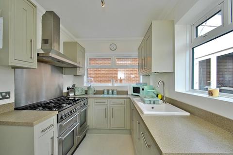 31 Acton Road, Bournemouth, BH10 4DW