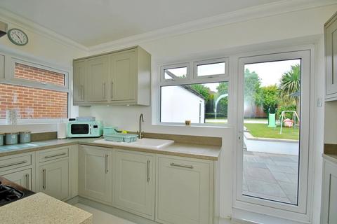 31 Acton Road, Bournemouth, BH10 4DW