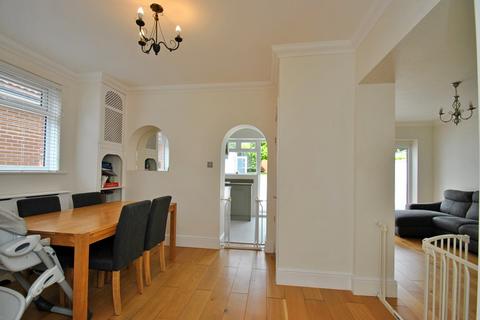 31 Acton Road, Bournemouth, BH10 4DW