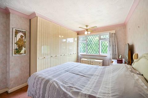 13 Myrtle Close, Colnbrook, Slough, SL3 0PZ