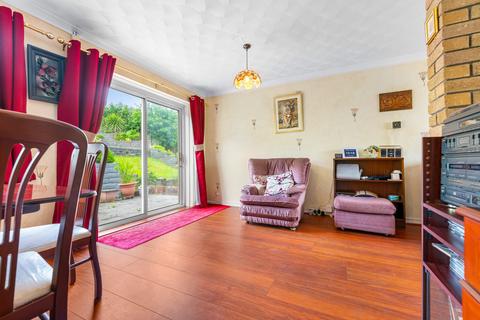 4 bedroom detached house for sale, Pen Yr Eglwys, Church Village, Pontypridd