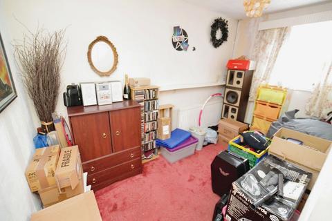 31 Elmstead Close, Corringham, Stanford-le-hope, SS17 9EL